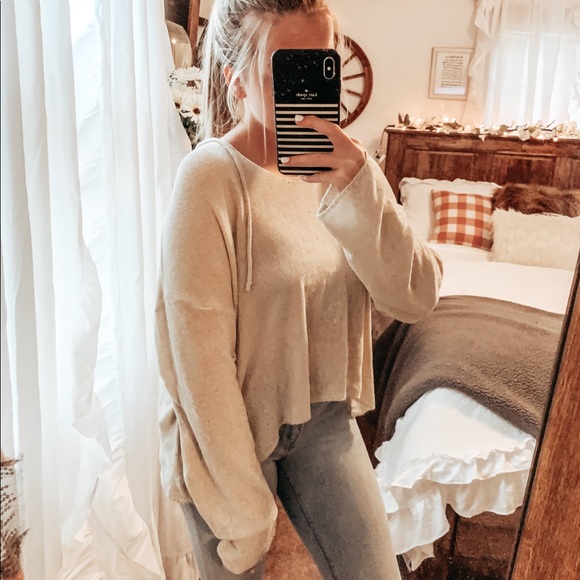 Boohoo Sweaters - boohoo // 🍁 cream v-neck hoodie sweater